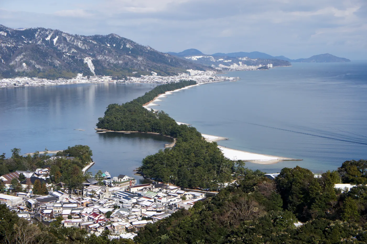 Niedobór specjalnych strzykawek może utrudnić szczepienia przeciw Covid-19 w Japonii