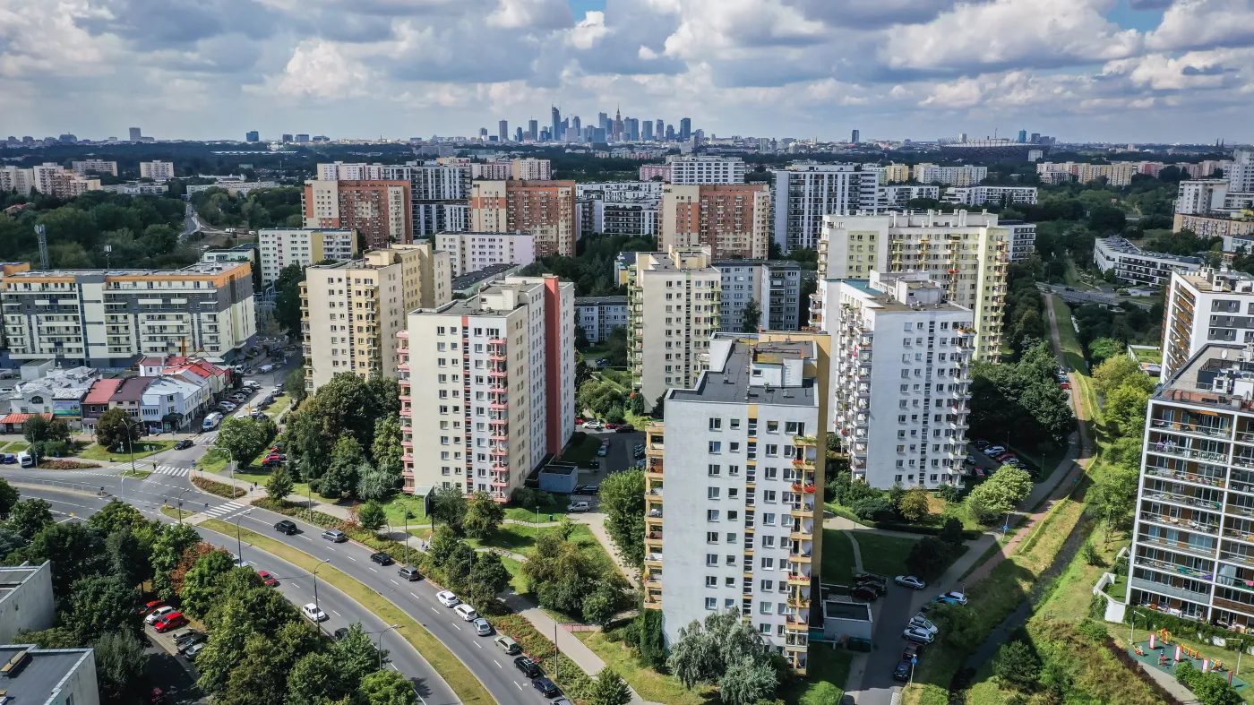 Nowe windy, parkingi, modernizacja bloków. Zobacz, jakie zmiany obejmie program dla osiedli z wielkiej płyty
