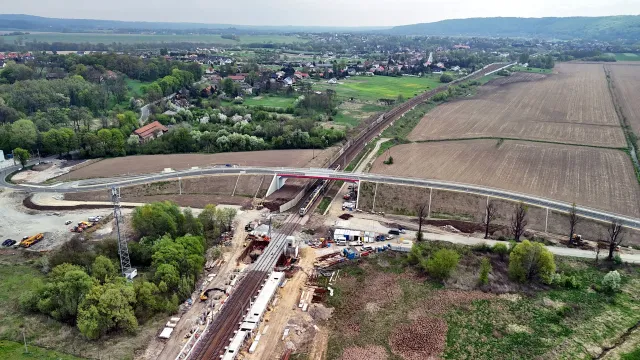 Inwestycyjna, kolejowa ofensywa.  Pójdą na to miliardy
