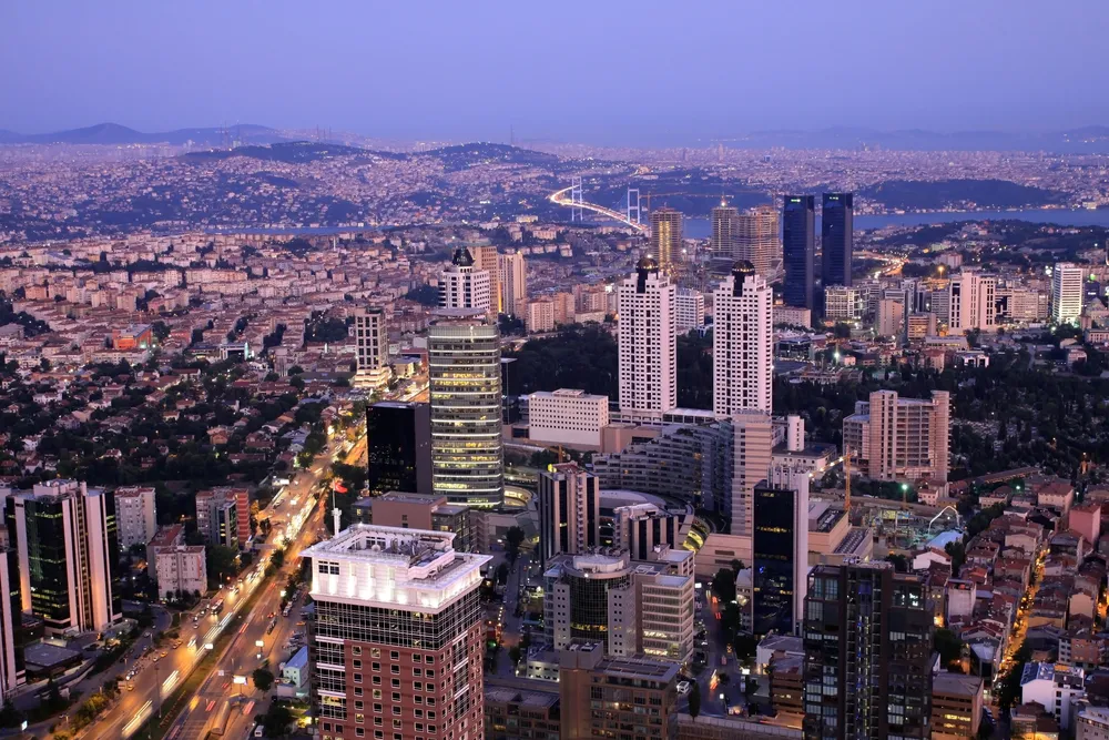 Galopująca inflacja i Rosjanie wywindowali ceny na tureckim rynku nieruchomości