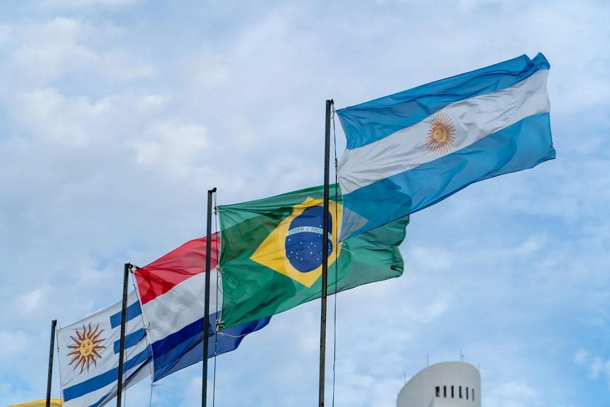 Umowa z Mercosur. PE przyjął klauzulę ochronną. Co to oznacza dla rolników?