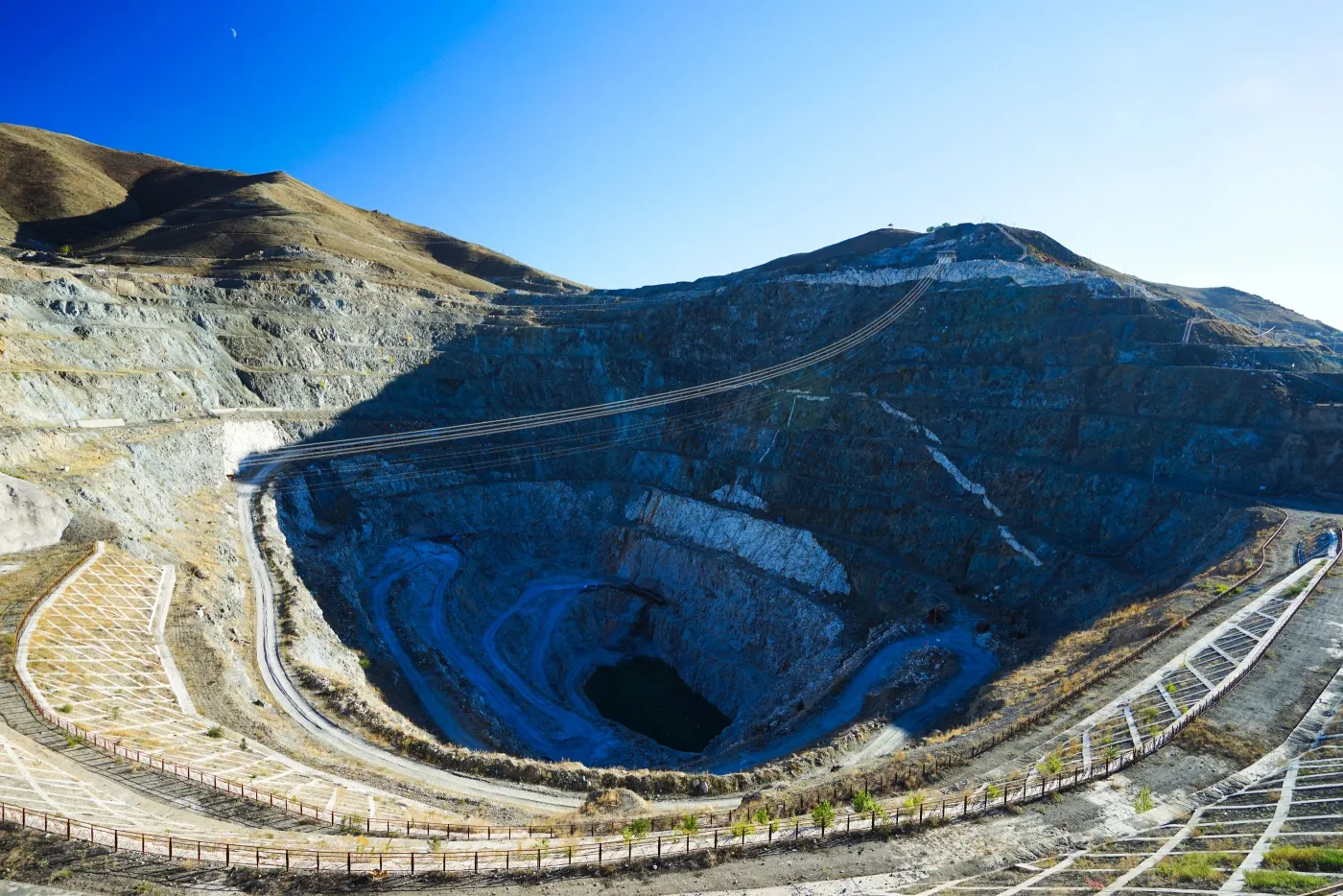 Norwegia trafia w surowcową żyłę złota. Gigantyczne złoże metali ziem rzadkich pod Oslo