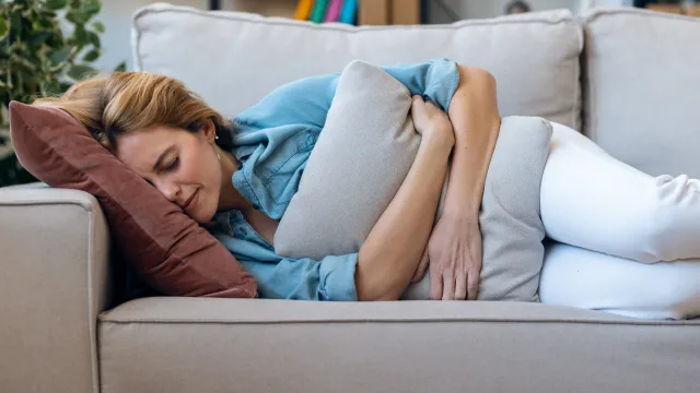 Urlop menstruacyjny: 1 dzień w miesiącu bez L4. Gdzie to rozwiązanie już funkcjonuje?