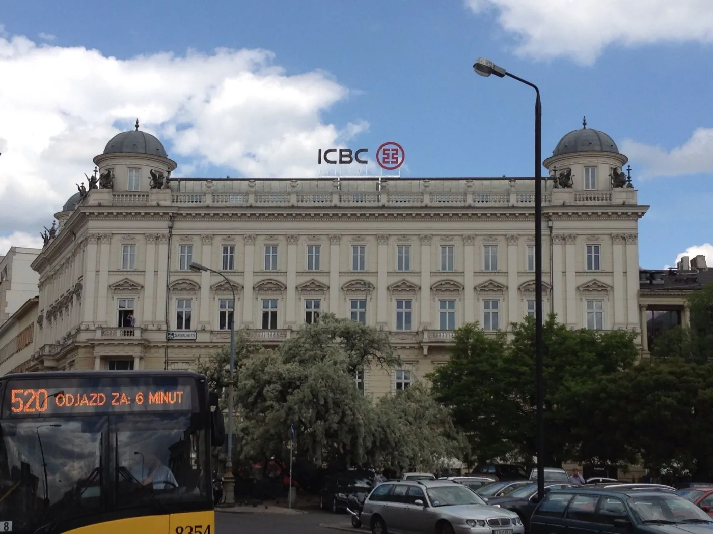 Chiński ICBC, największy bank na świecie, ma już swoje biuro w Warszawie