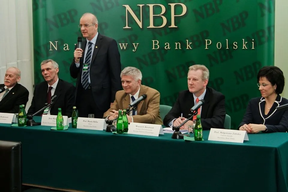 NBP: deficyt obrotów bieżących w pierwszym kw. wyniósł 4,34 mld euro