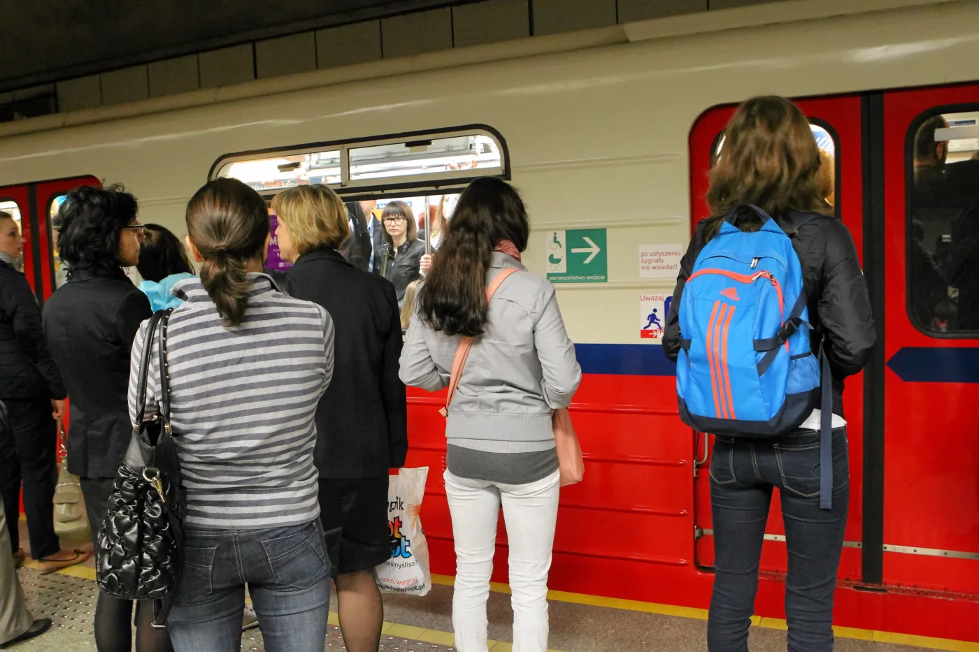 1326091-2.jpg