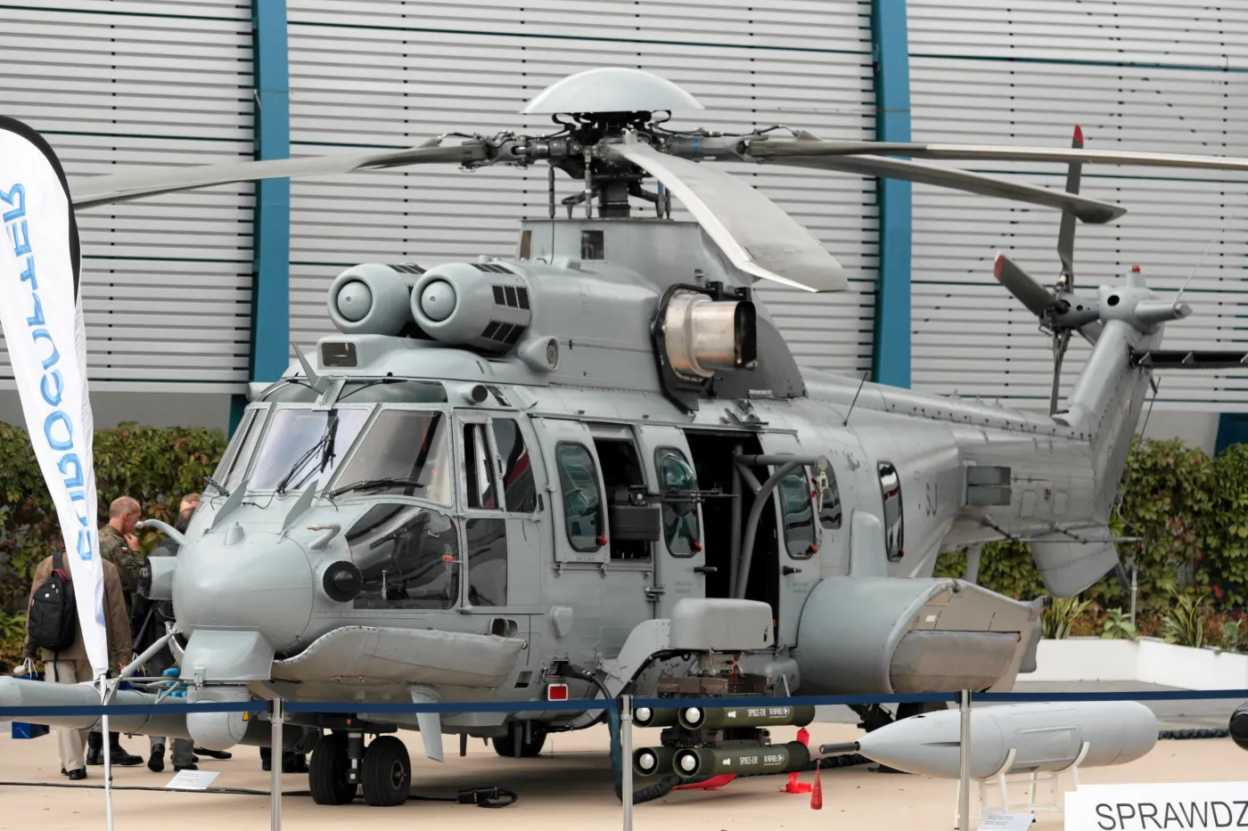 1467465-03-09-2013-kielce-targi-mspo-2013.jpg