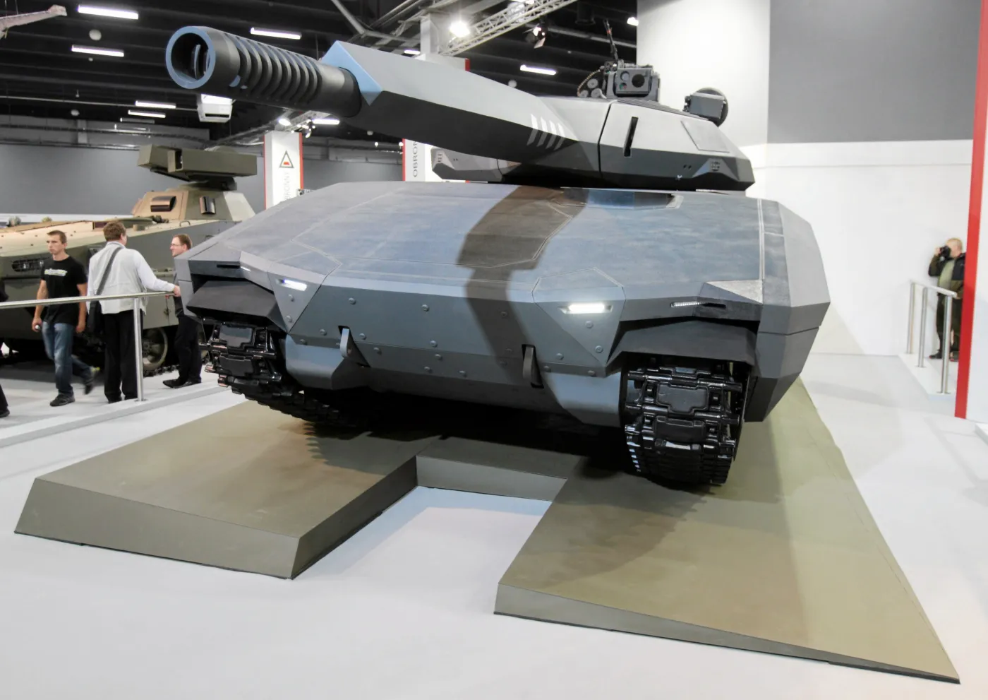 1467529-03-09-2013-kielce-targi-mspo-2013.jpg