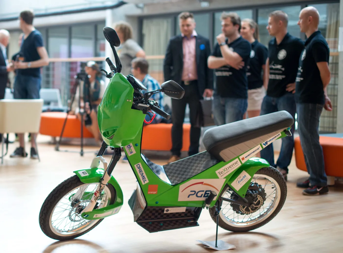 1863859-lem-lekki-motocykl-elektryczny.jpg