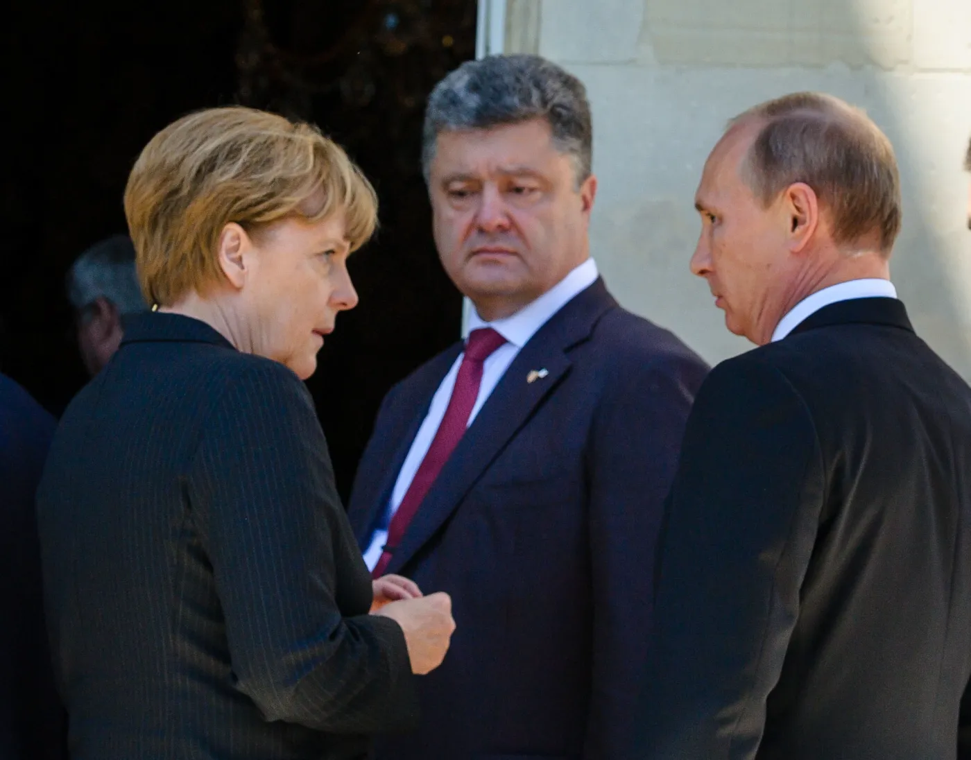 Ukraińskie media: Dla pokoju Poroszenko gotów do ustępstw by Putin zachował twarz