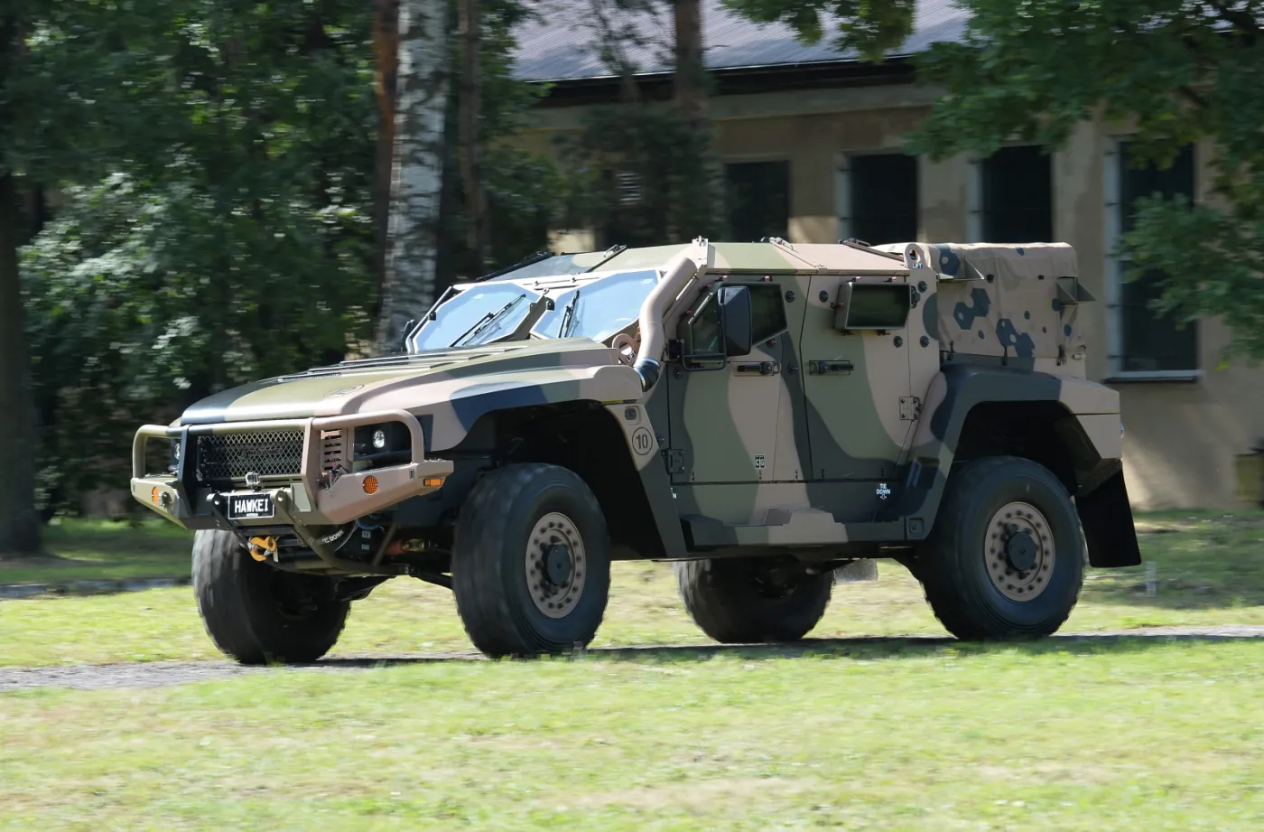 Hawkei: lekki wielozadaniowy pojazd opancerzony [ZDJĘCIA]