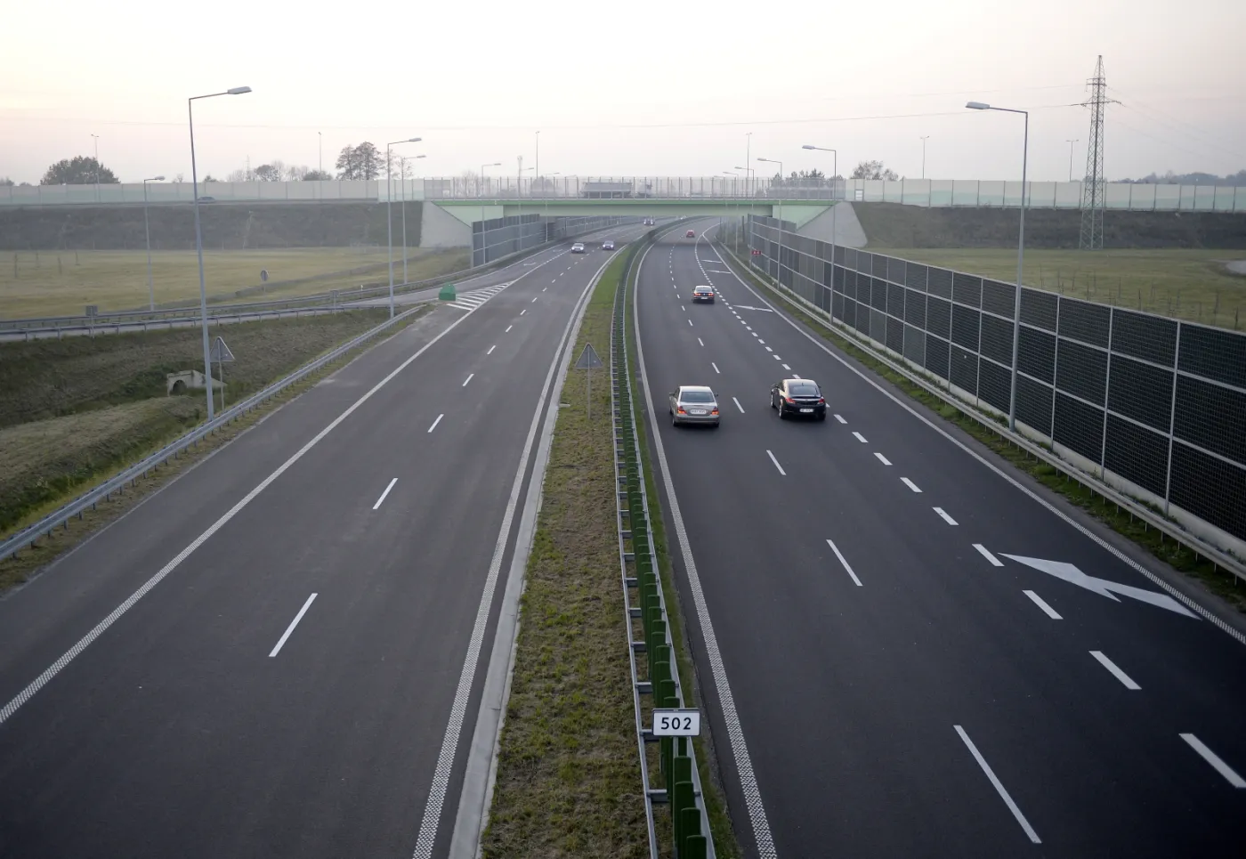1972740-35-kilometrowy-odcinek-autostrady.jpg