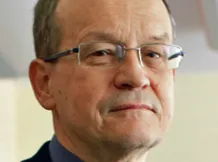 2080697-andrzej-slawinski-profesor-nauk.jpg