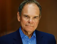 2171810-don-tapscott-kandyjski-biznesmen.jpg