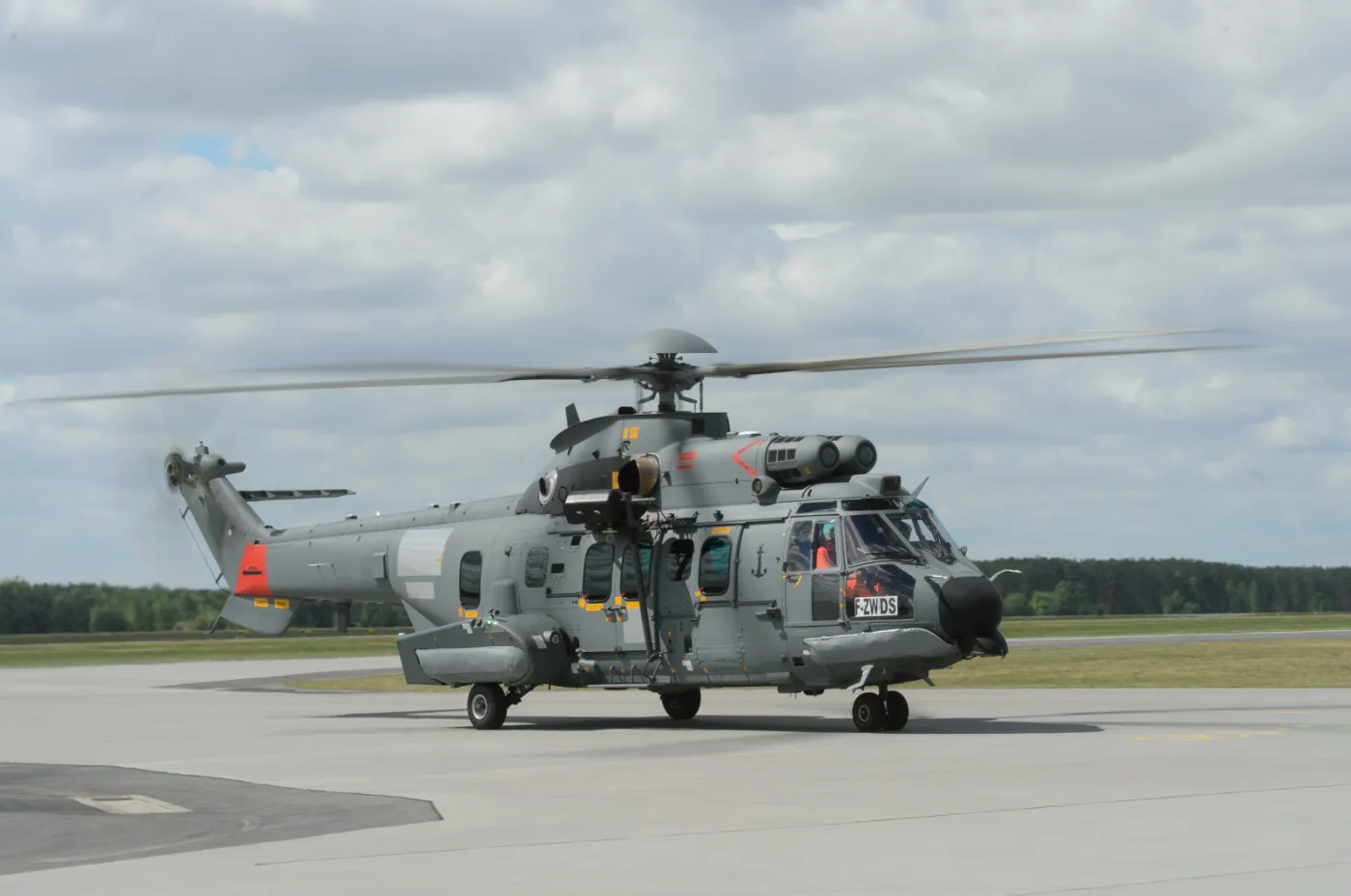 2179483-testy-smiglowca-ec-725-caracal.jpg
