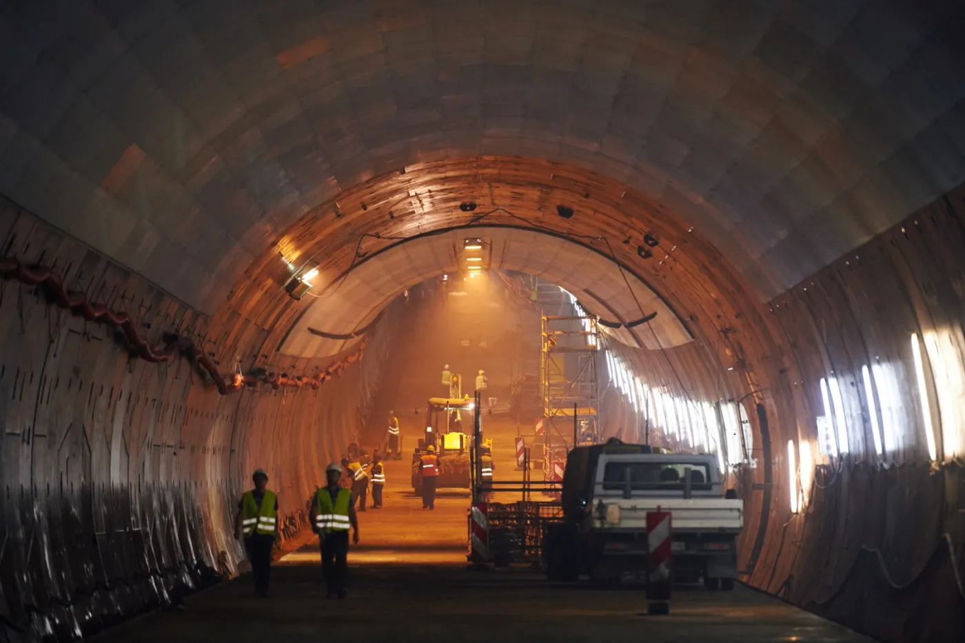 Budowa Trasy Słowackiego. Zobacz, jak powstaje tunel pod Martwą Wisłą
