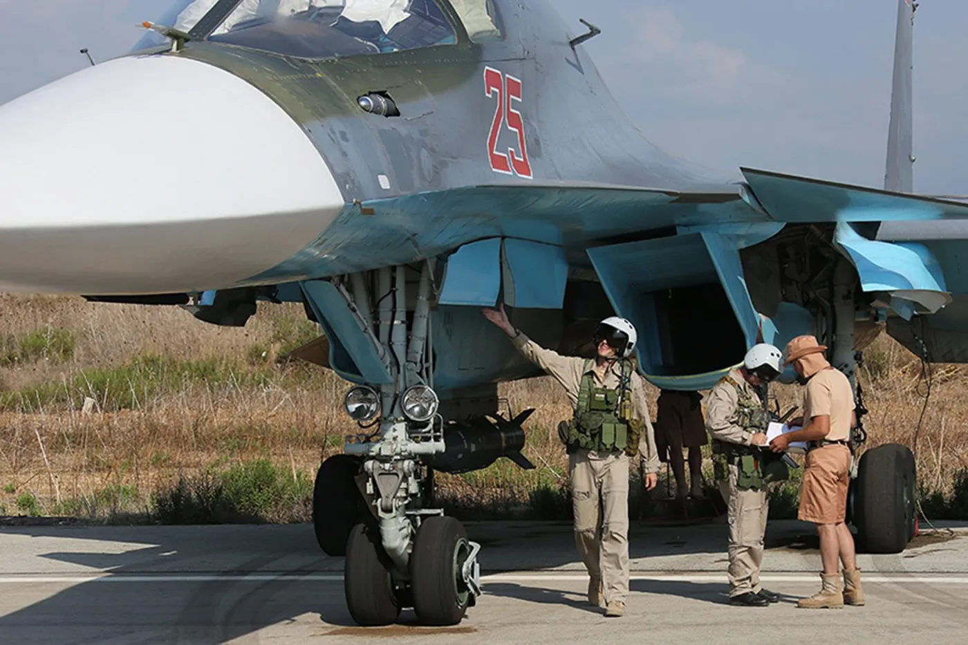 2336662-rosyjski-wielozadaniowy-bombowiec.jpg