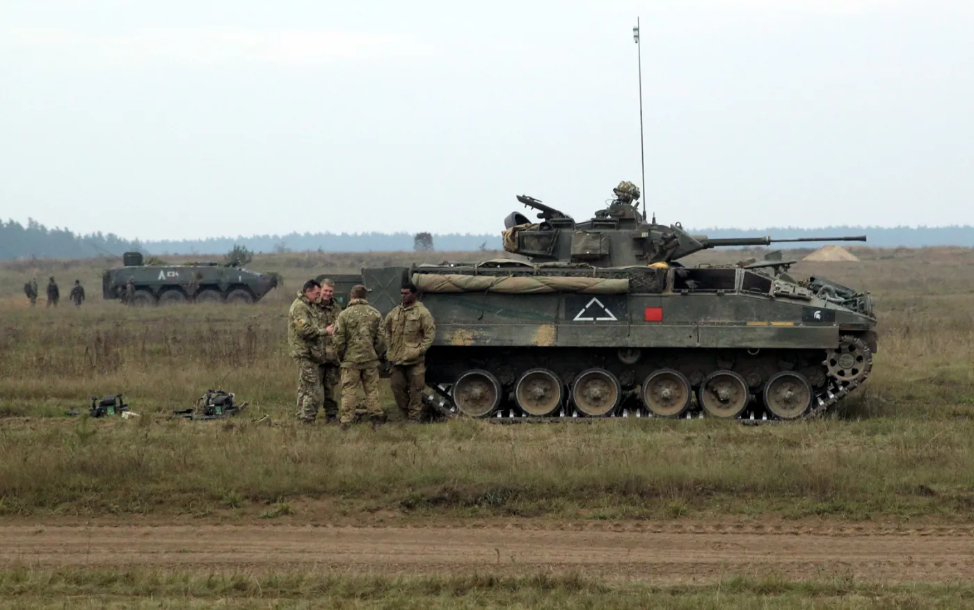 2344052-bemowo-piskie-cwiczenia-wojskowe.jpg