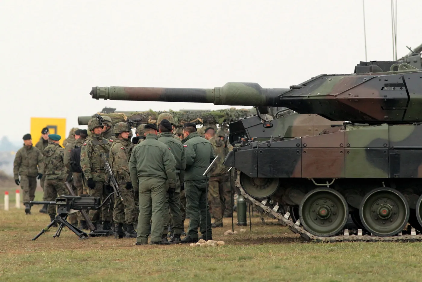 2344020-bemowo-piskie-cwiczenia-wojskowe.jpg
