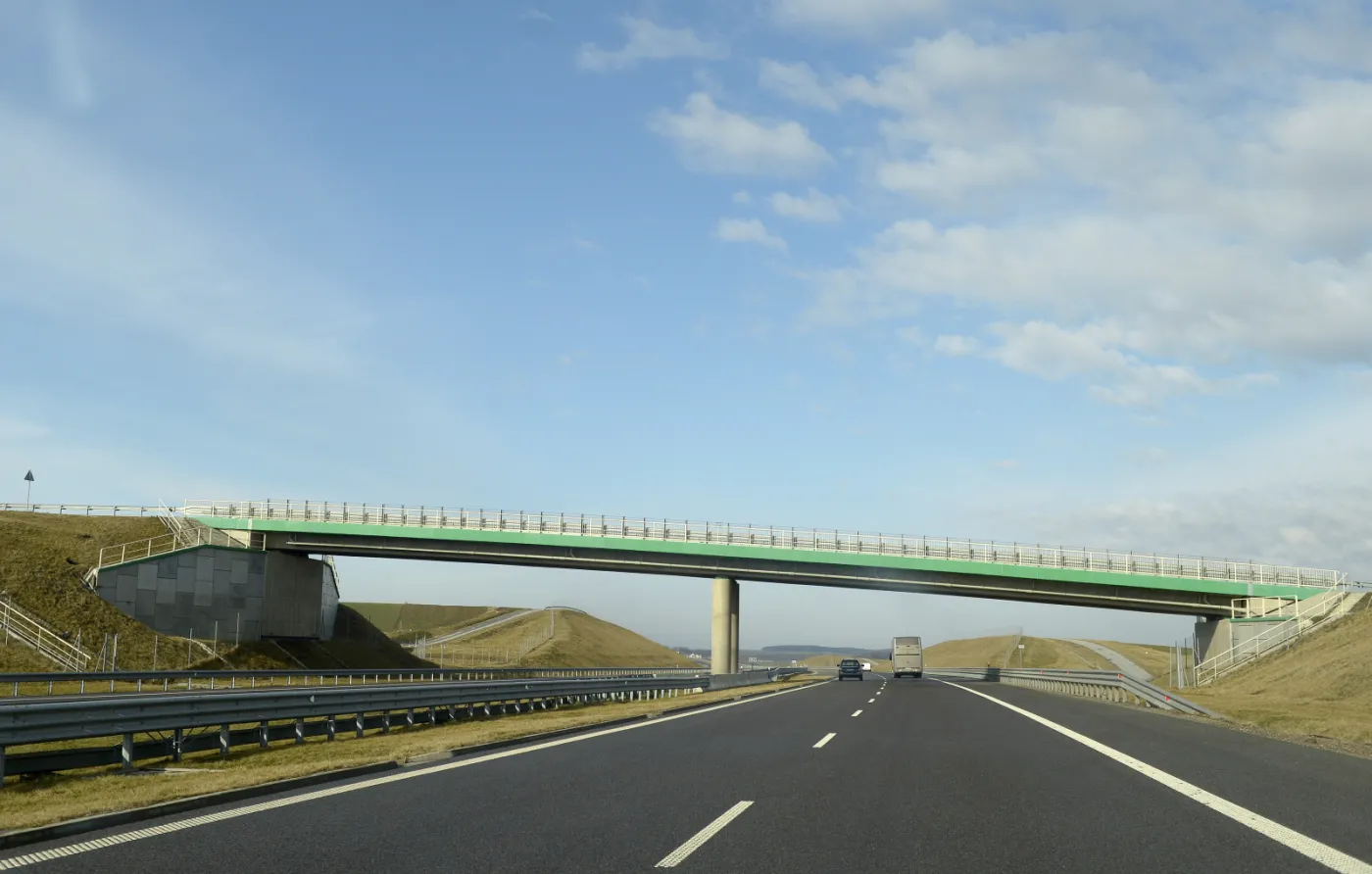 2471082-odcinek-autostrady-a4-w-okolicach.jpg