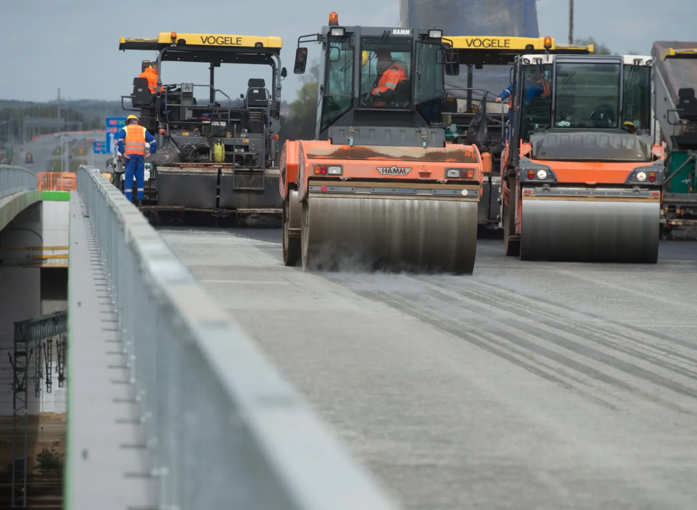 Kluczowy odcinek autostrady A1 Stryków-Tuszyn będzie oddany przed czasem? [ZDJĘCIA]