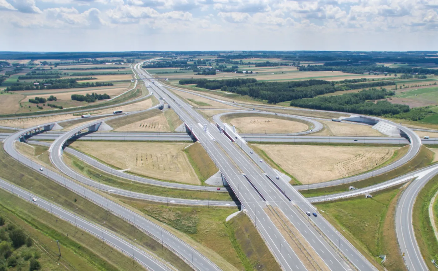 Kierowcy będą mogli już przejechać autostradą A1 między Tuszynem a Strykowem [ZDJĘCIA]