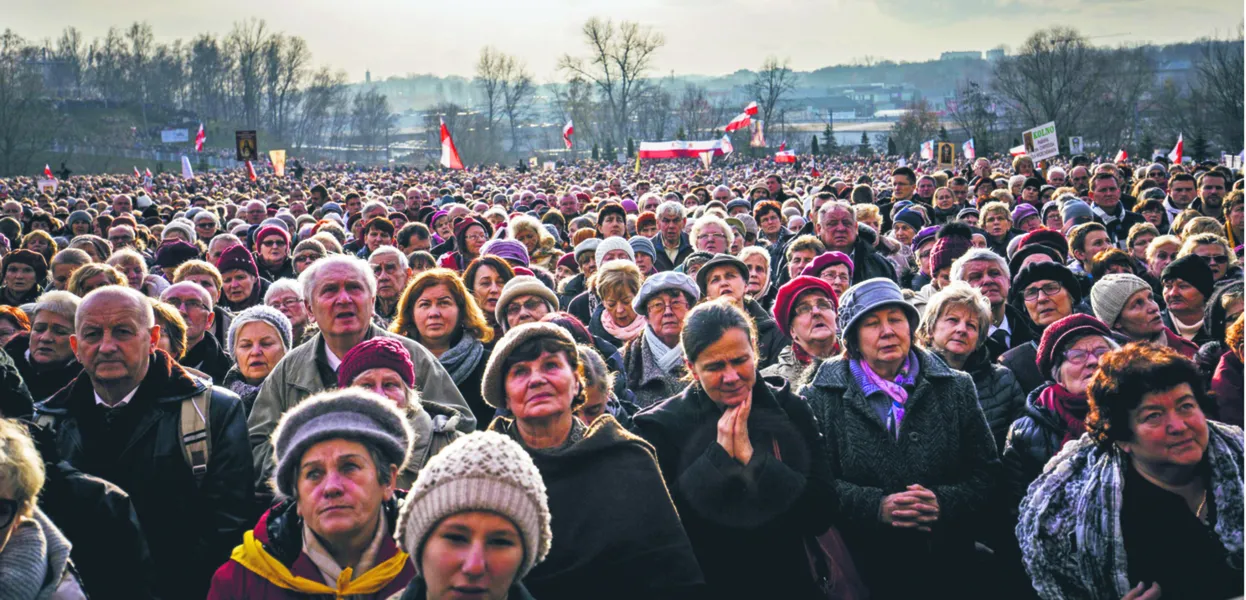 Lewica, liberałowie i prawica - wszyscy potrzebują "ciemnego ludu"