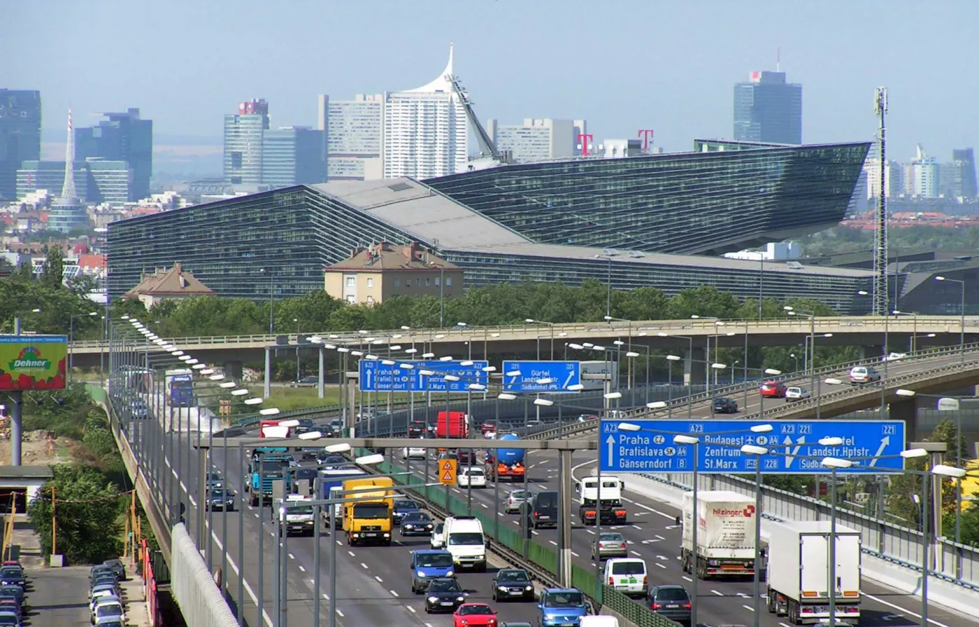 Technologiczna innowacja w Wiedniu. Autobusy bez kierowcy wkrótce ruszą w miasto