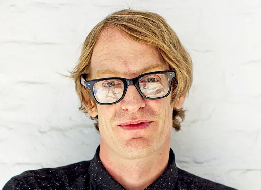 Patrick Dewitt kanadyjski pisarz i scenarzysta filmowy. Jego powieści – „Bracia Sisters” w przekładzie Pawła Schreibera oraz „Podmajordomus Minor” w przekładzie Krzysztofa Majera – ukazały się w Polsce nakładem wydawnictwa Czarne