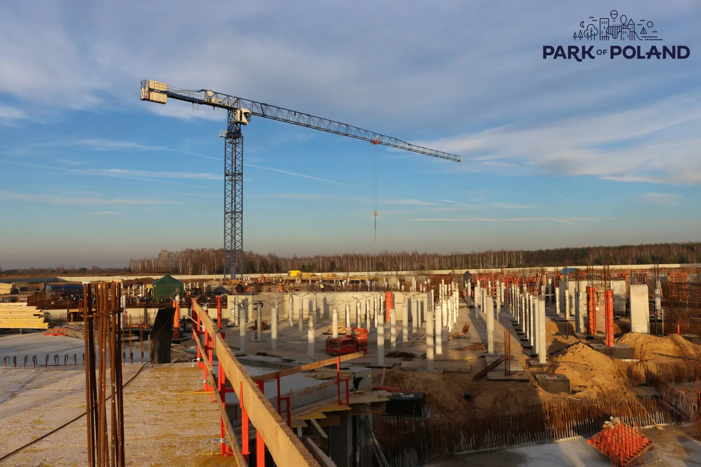3218424-budowa-parku-wodnego-suntago-w.jpg