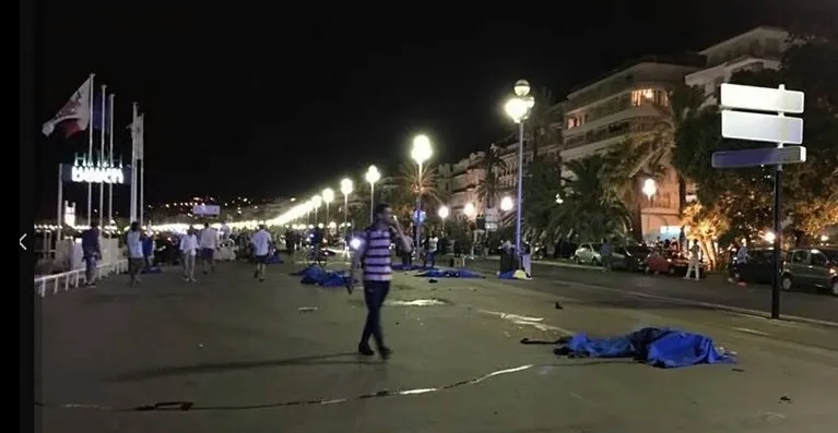 Zamach terrorystyczny w Afganistanie. Prawie 100 zabitych osób
