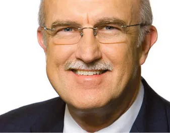 3564513-terry-miller-ekonomista-dyrektor.jpg