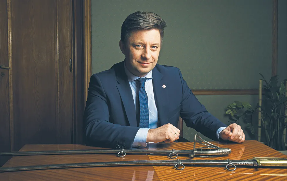 Dworczyk: "Teza, że ktoś próbuje szantażować samorządy, jest nieuzasadniona"