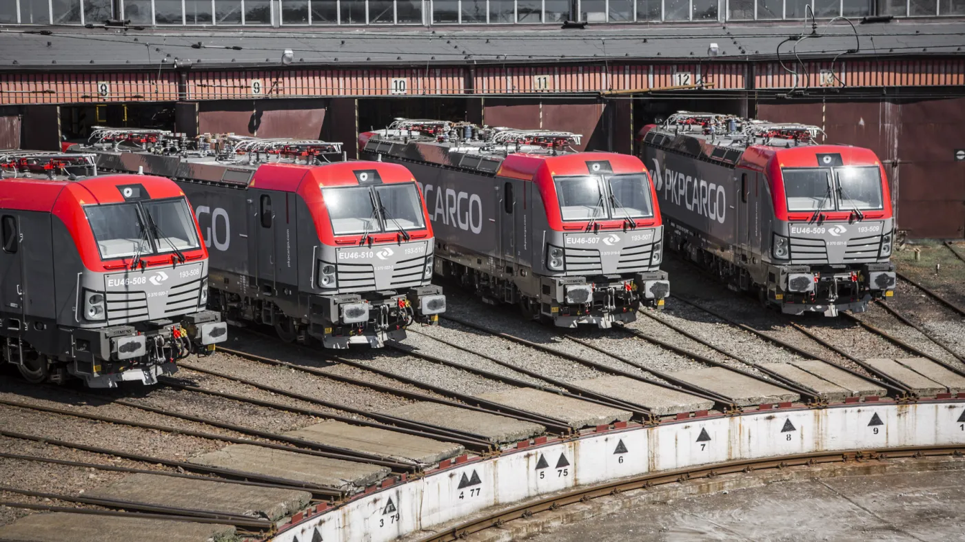 Były prezes i członkowie zarządu PKP Cargo zatrzymani. Spółka straciła 250 mln zł