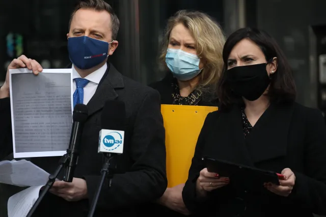 Komisja ds. pedofilii odpowiedziała posłom KO na pytania