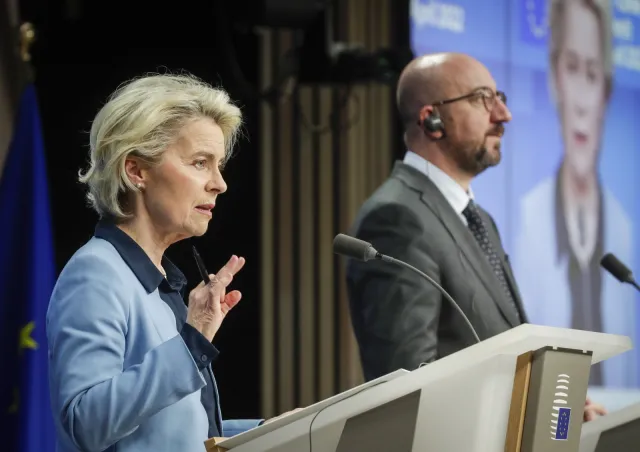 Michel: Prędzej czy później będą potrzebne sankcje na ropę, a nawet gaz z Rosji