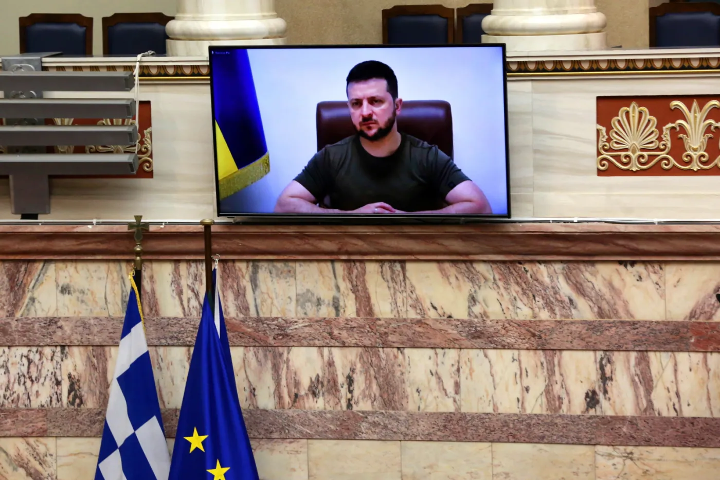 Zełenski przed greckim parlamentem: Mariupol to nowe Termopile