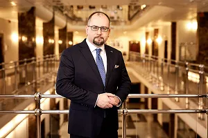 Prezes PGNiG: Obniżka cen gazu dla biznesu wynika ze spadków cen na rynku