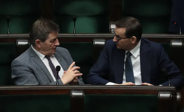 Premier zaproponował Kuchcińskiego na szefa KPRM