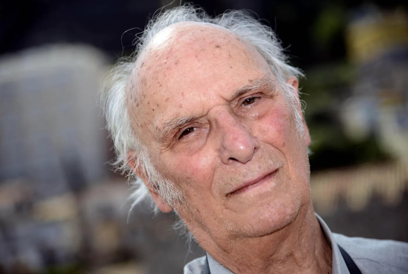 Nie żyje Carlos Saura. Twórca filmów "Nakarmić kruki", "Carmen" czy "Tango" zmarł w wieku 91 lat
