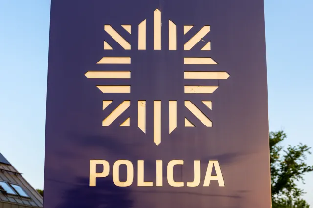 Liczba policjantów w normie. Ale nie w stolicy