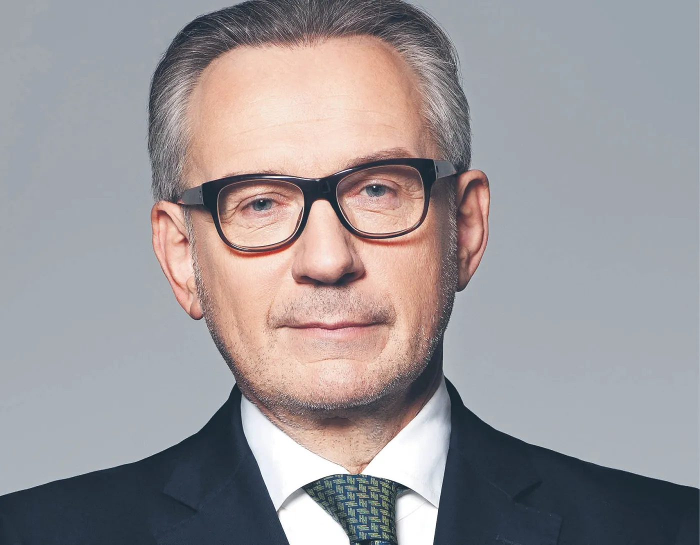 Prezes mBanku: Kreowanie kursu walutowego jako podstawa unieważnienia umów kredytowych? Prawnie wątpliwe [WYWIAD]