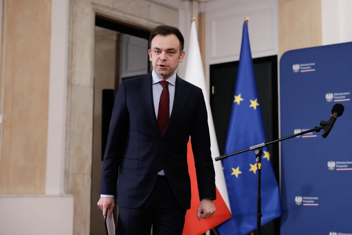 Domański: W Unii Europejskiej trwa dyskusja o zwiększeniu roli EBI. Chodzi o potrzeby obronności