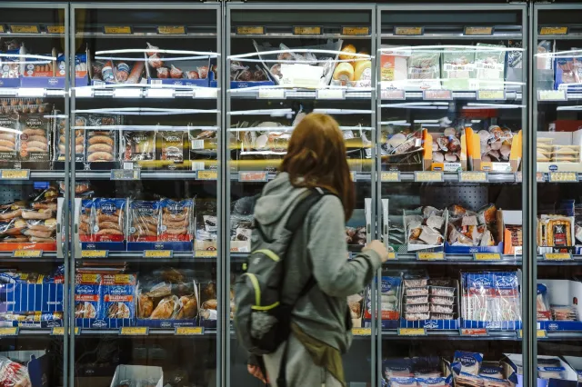 Inflacja konsumencka wyniosła we wrześniu 8,2 proc. Jak spadły ceny towarów i usług? [DANE GUS]