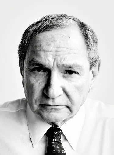George Friedman, założyciel i szef prywatnej agencji prognoz geopolitycznych  Stratfor. Autor książki „Następne 100 lat. Prognoza na XXI w.” (2009 r.)