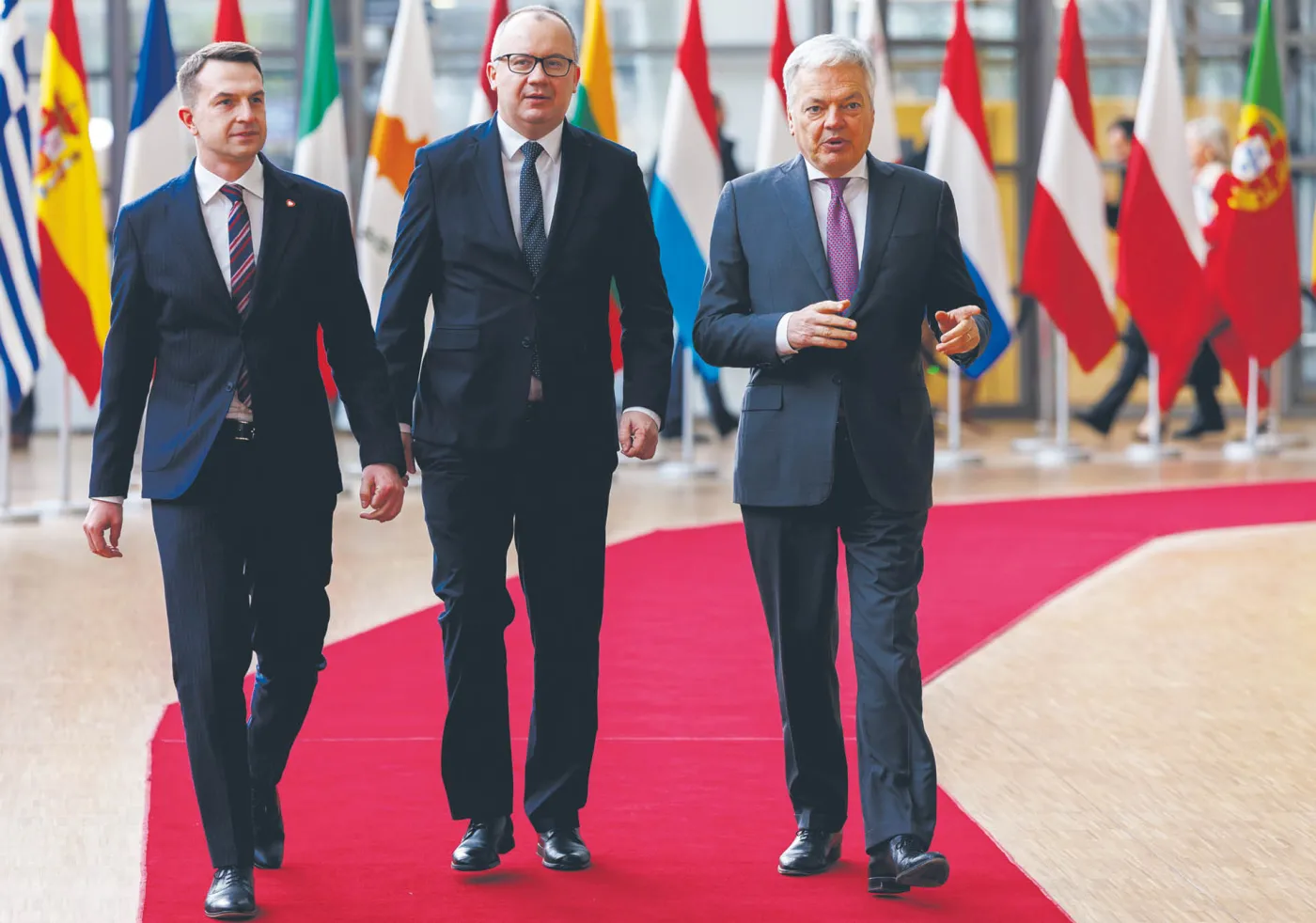 Symboliczny koniec sporu z Brukselą