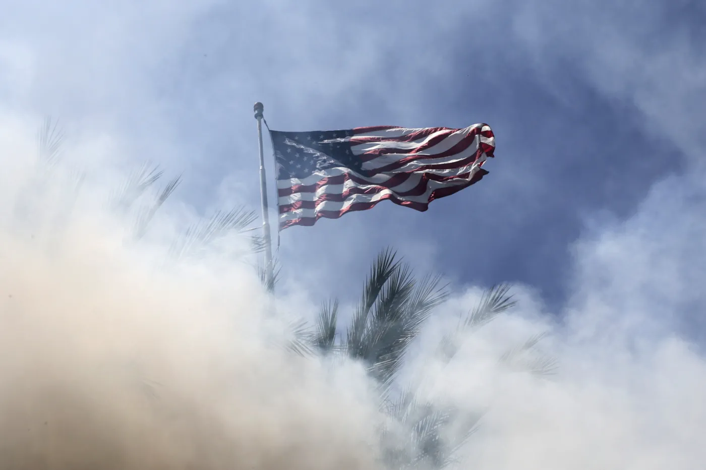 Trump wysyła Gwardię Narodową do Los Angeles. Biały Dom reaguje na protesty przeciwko działaniom służb migracyjnych