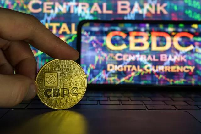 Zacząłem się obawiać CBDC. Cyfrowy pieniądz może być narzędziem inżynierii społecznej [WYWIAD]