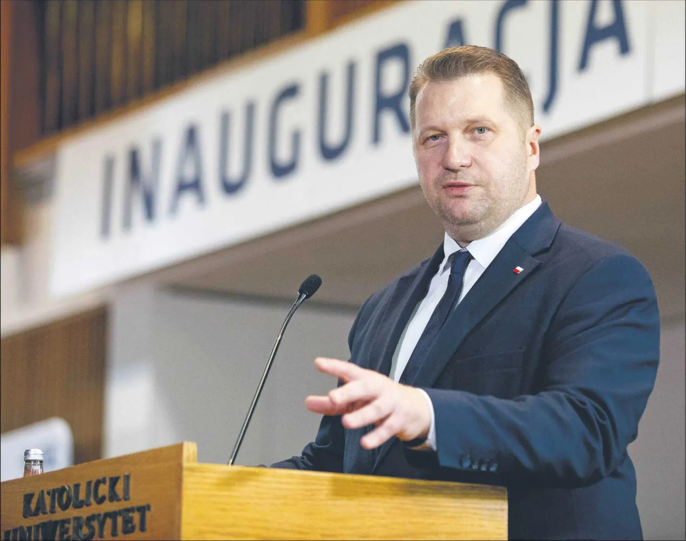 Więcej nauczycieli etyki, mniej uczniów na zajęciach