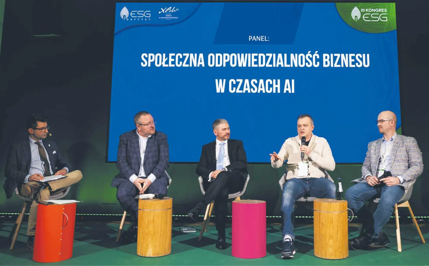 Jak odpowiedzialnie wykorzystać AI